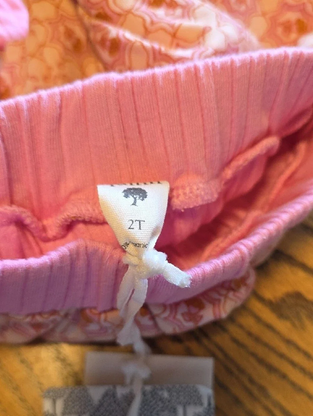 kate quinn Pink Geometric Ruffle Diaper Cover Size 2T